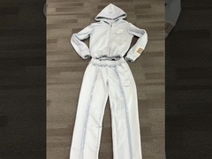 カスタム Y2K カットフーディとスウェットパンツ 2点セット 女性