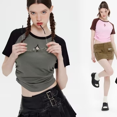 カスタマイズされたアメリカン レトロストリートシューティングコントラスト色 女性用夏Tシャツ